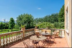 19th-Century Villa with pool in the hills of Lucca