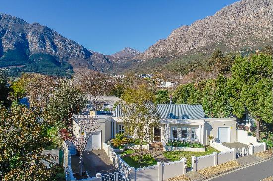 Beautiful home with exceptional value and flexibility in Franschhoek