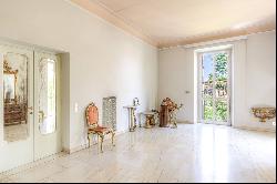 Apartment for sale in Roma (Italy)