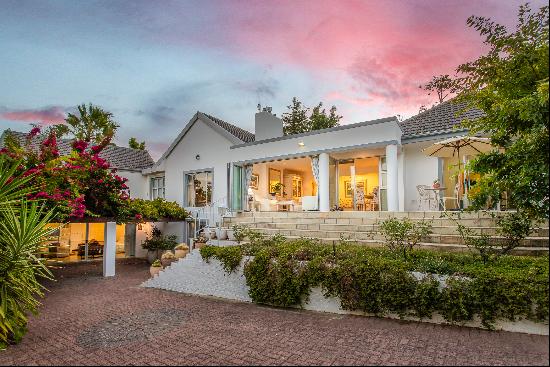 Family home in sought after Courtrai, Paarl