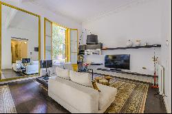 Splendid newly renovated apartment with terrace in Eixample