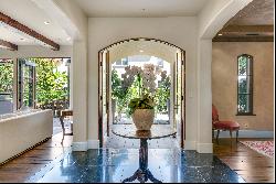 208 Via Palermo, Newport Beach, CA 92663