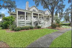 Stunning Home in Emerald Pointe