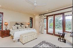 Spacious family home on Pearl Valley Golf & Country Estate