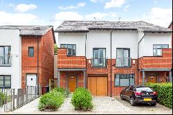 Clearwater Drive, Manchester, Greater Manchester, M20 2ED