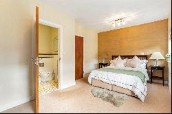 Clearwater Drive, Manchester, Greater Manchester, M20 2ED