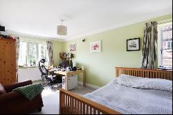 Canal Way, Over, Gloucester, Gloucestershire, GL2 8BY