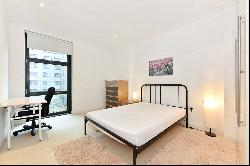 Discovery Dock Apartments West, 2 South Quay Square, Canary Wharf, London, E14 9RT