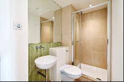 New Providence Wharf, 1 Fairmont Avenue, Canary Wharf, London, E14 9PJ