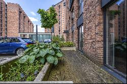 Ordsall Lane, Salford, Greater Manchester, M5 4XT