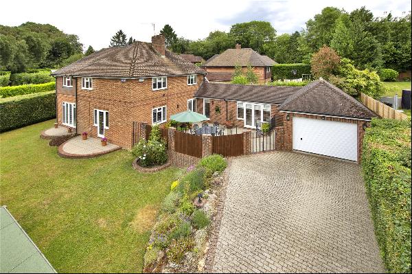 White Hart Close, Sevenoaks, Kent, TN13 1RH