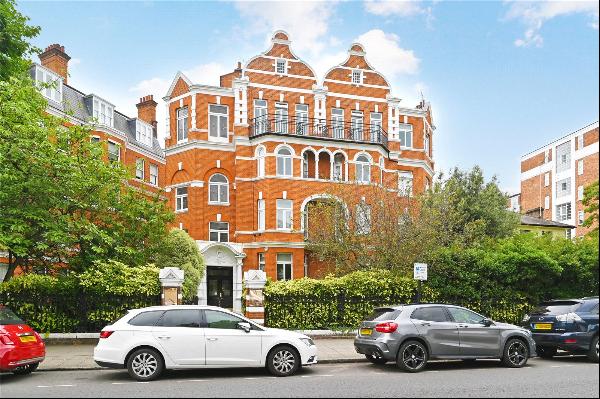 Neville Court, Abbey Road, London, NW8 9DD