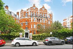 Neville Court, Abbey Road, London, NW8 9DD