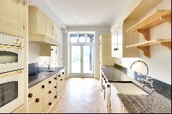 Best Beech Hill, Wadhurst, East Sussex, TN5 6JT