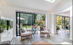 Briarwood, Wilmslow, Cheshire, SK9 2DH