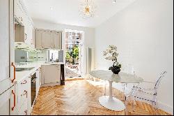 Strutton Ground, Westminster, London, SW1P 2HR