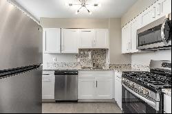 Fully Renovated 2/2 Condo Rental In Buckhead!