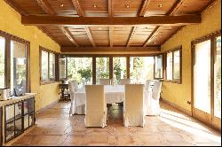 Exceptional rustic house 10 minutes from Sitges.