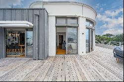 Baie de la Baule, sumptuous seafront penthouse