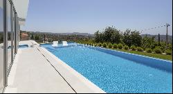 4 bedroom contemporary villa with Panoramic views for sale in Soalheira, Loule