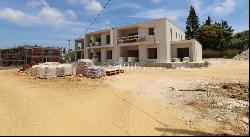 Luxury 3 bedrooms  apartments, walking distance to the beach, for sale Carvoeiro, Algarve