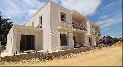 Luxury 3 bedrooms  apartments, walking distance to the beach, for sale Carvoeiro, Algarve