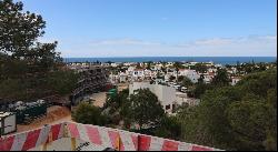 4 bedroom top floor penthouse for sale with sea views in Carvoeiro, West Algarve