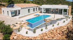 Brand new Modern luxury Villa for sale in Loul&eacute;, Algarve