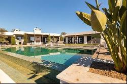 Equestrian horse property for sale with stables and riding facilities in Algarve, Portugal