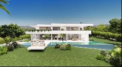 Buy a large villa with a guest house in Almancil near Vale do Lobo, Central Algarve