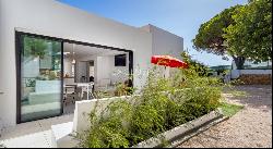 Charming 3+1 Villa for sale at Guia, Albufeira