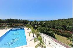 Large ocean front villa with 5 bedrooms for sale near Alvor