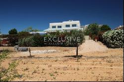 Large ocean front villa with 5 bedrooms for sale near Alvor