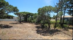 Building plot for the construction of a luxury Villa near Quinta do Lago for sale in Cent