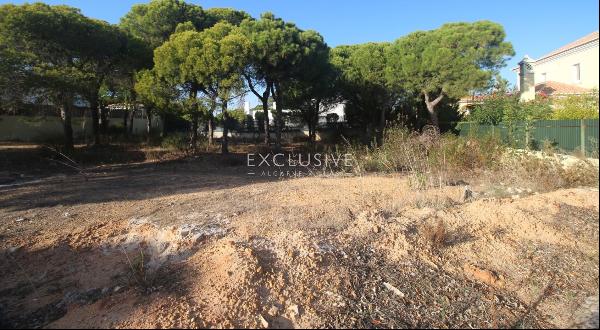 Plot for sale for construction of a villa near Quinta do lago