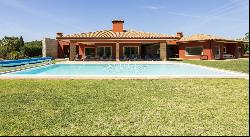 Buy Luxurious mansion with 5 bedrooms and private pool for sale in Pinhal Velho, Vilamoura