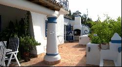 Traditional quinta style mansion for sale with 3 ha. of land for sale in Almancil Central