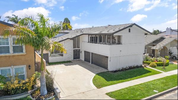 3130 Julian Avenue, Long Beach, CA 90808