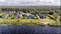 Elegant house in Jurmala, on the cost of the Lielupe River.