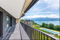 Exceptional penthouse with panoramic view of the lake