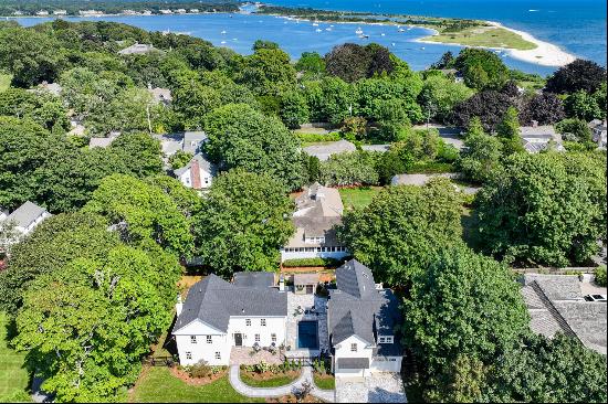 1180 Main Street,Cotuit, MA, 02635