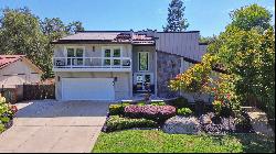 8281 East Hidden Lakes Drive, Granite Bay, CA 95746