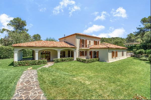 Exclusive Mougins Mouans Sartoux Villa: 5,000 sq m Estate, Pool, Tennis Court