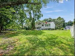 Rockland County NY- Bardonia Split Level - Move Right In!  