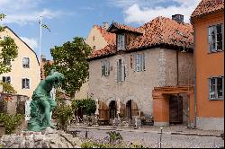 Historic Clematis House: Exclusive 13th Century Estate in Visby