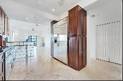 1640 Presidential Way, #501, West Palm Beach, FL