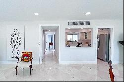 1924 Presidential Way, #2-C, West Palm Beach, FL