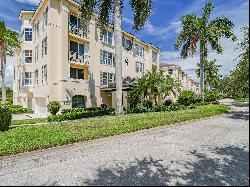 9013 Somerset Bay Lane, #201, Vero Beach, FL