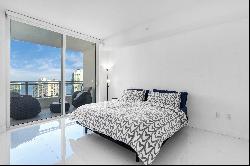 1080 Brickell Ave, #3904, Miami, FL