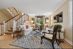 Wonderful Magnolia Court Townhouse